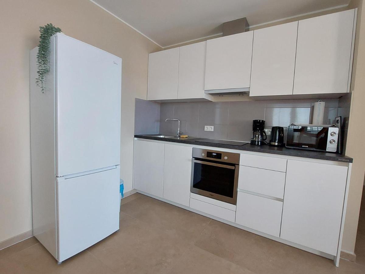Seashells Apartments Tribunj Tribunj  Ngoại thất bức ảnh