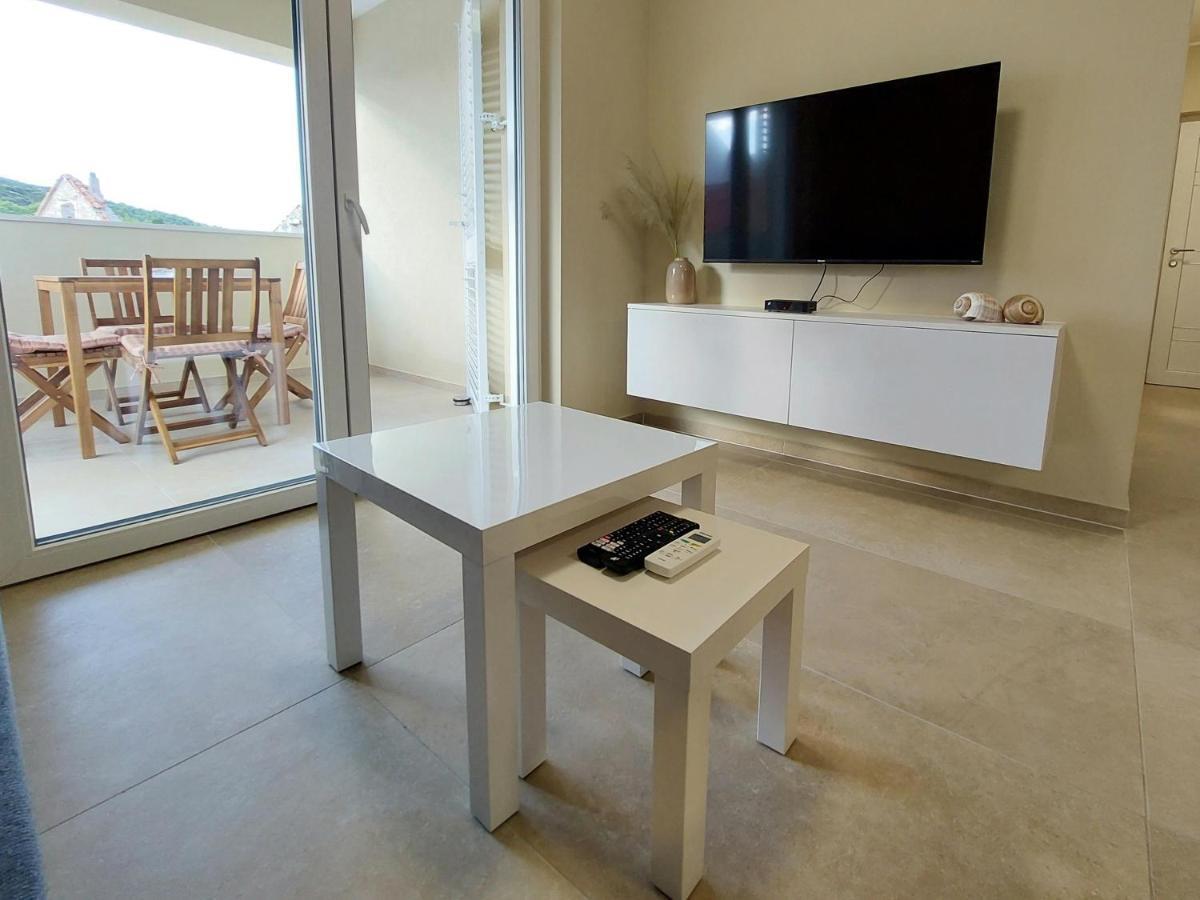 Seashells Apartments Tribunj Tribunj  Ngoại thất bức ảnh
